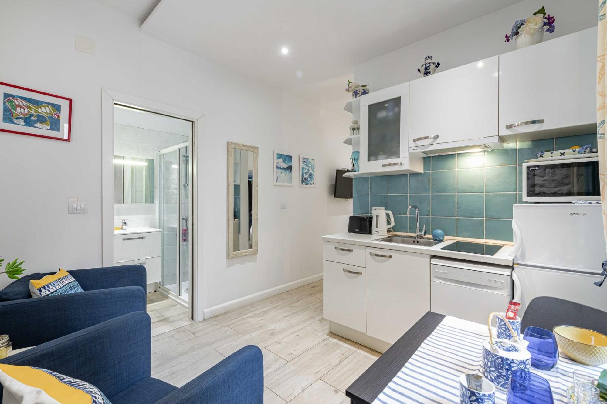 L & L Old Town Apartments Дубровник Номер фото